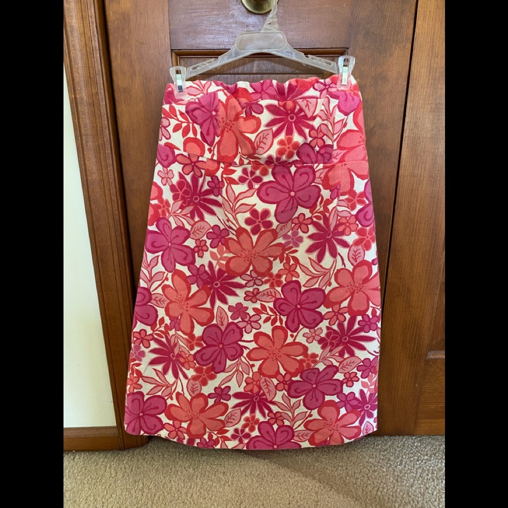Pre-Owned Mimi Maternity Pink Floral Strapless Dress.  Women's Size M.
